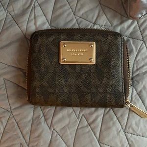 Michael kors wallet